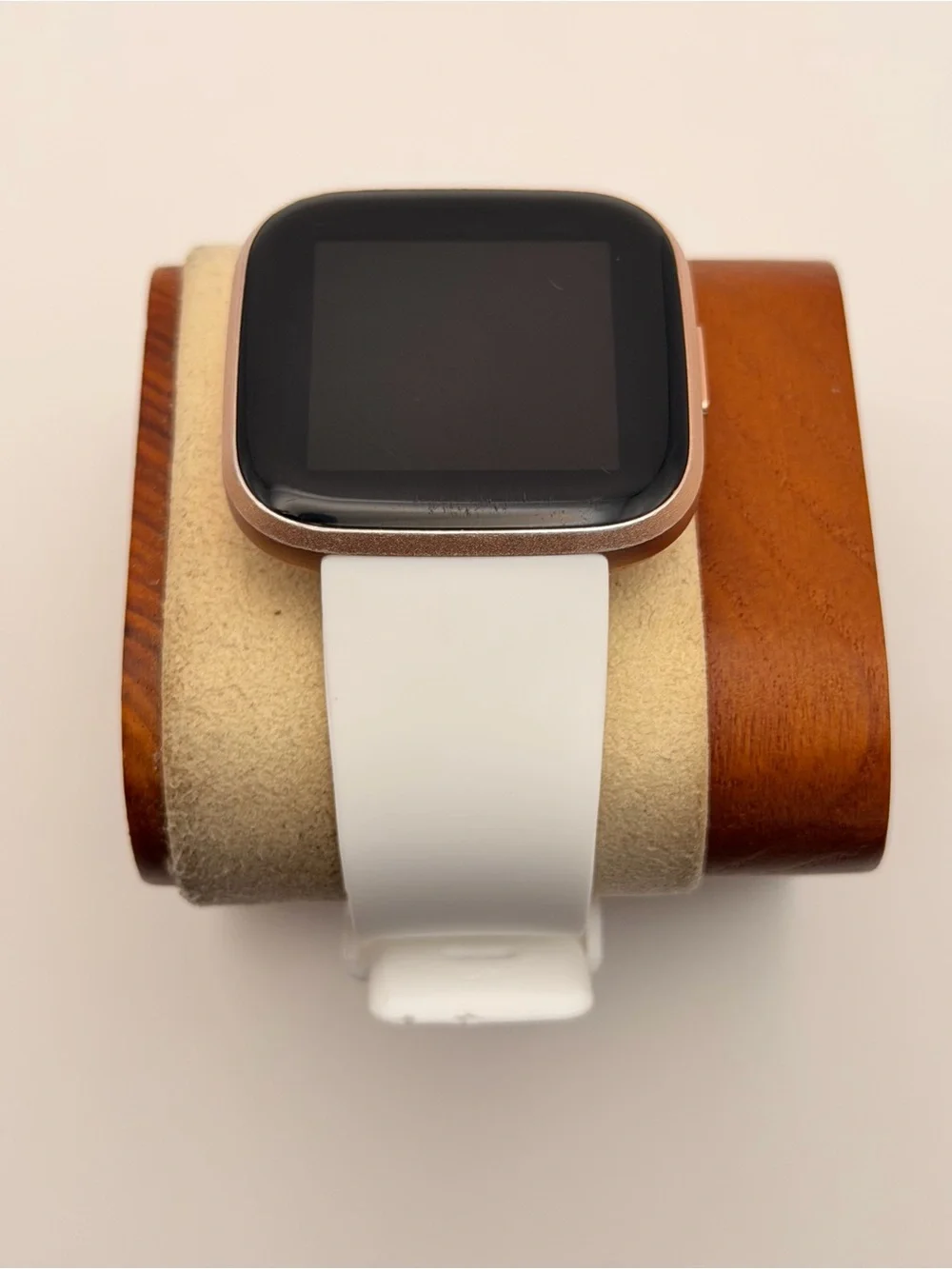 Fitbit Versa 2, Tested, Charger Included,  White/rose Gold, Fitness Tracker